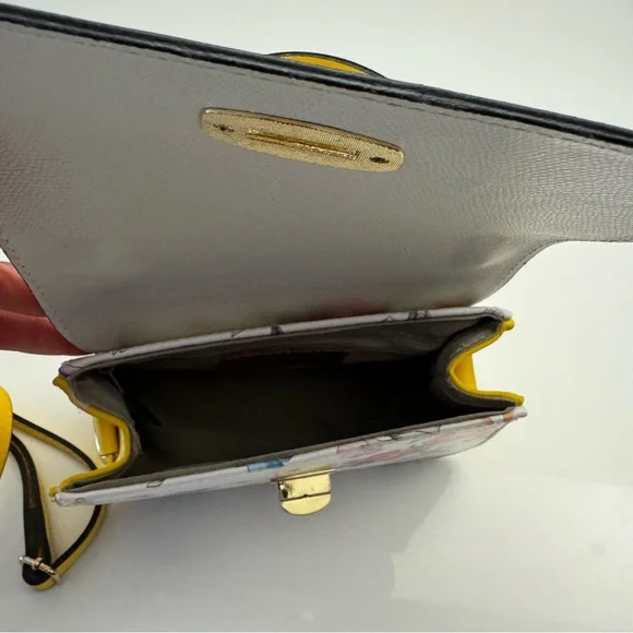 Floral White Handmade Leather Tote Bag - Picture 7 of 9